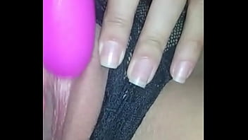 Safadinha se masturbando