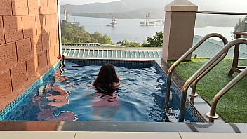 आयु बाजू वाले देख लोगों ध्यान दें जरा आयु बाजू वाले देख लोगों ध्यान दें जरा