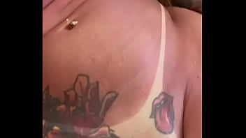 Que tesão de gozar bem gostoso pela minha bucetinha