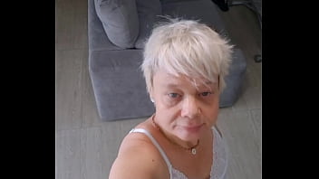 Oups j'avais pas vue que tu matais mon cul il te plaît au moin tu aimerais en