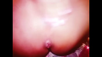 Por la cola la concha la tengo re caliente