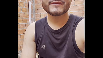 Putita colombiana se deja follar en publico arriesgado y camina por toda la calle con el semen en la calle