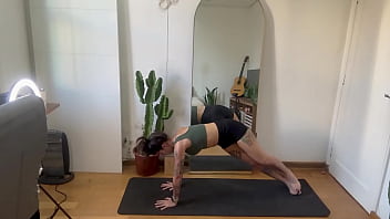Tattoo beauty power yoga sculpt lean muscle