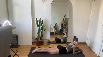 Tattoo beauty power yoga sculpt lean muscle