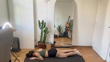 Tattoo beauty power yoga sculpt lean muscle