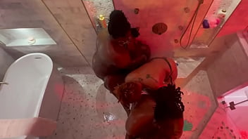 Sultry 5 girl shower orgy extravaganza