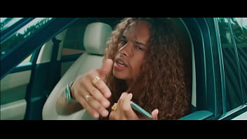 Loirinha mostra pro mundo que ja tá em outro