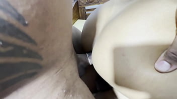 Morena safada entrou na pica de 3 dotados num gang delicioso