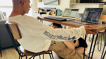 Cute gf sucks big dick while i try to work girl porn