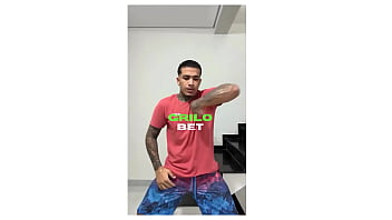 Cuzinho gostoso da novinha