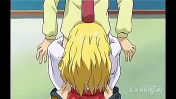 Le hago una mamada y él me folla en medio de la clase hentai sin censura subtitulado