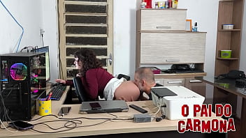 Os carmonas fodendo o cuzinho da candy crush no pelo