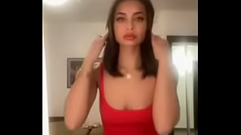 Milla try to show her body in front of camera for people who need her