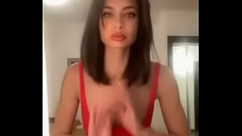 Milla try to show her body in front of camera for people who need her