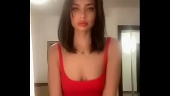 Milla try to show her body in front of camera for people who need her Milla try to show her body in front of camera for people who need her