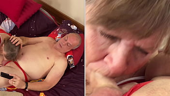 Old mature celebrates christmas in july by giving a great blowjob