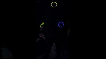 Spreading her lips and punishing herself