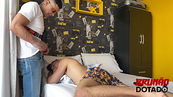 Enchi O Cu Dele De Leite thumbnail