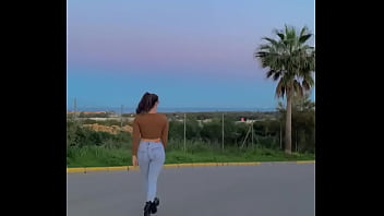 Culo grande en jeans