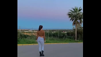 Culo grande en jeans