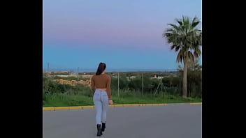 Culo grande en jeans