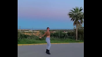 Culo grande en jeans