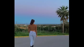 Culo grande en jeans