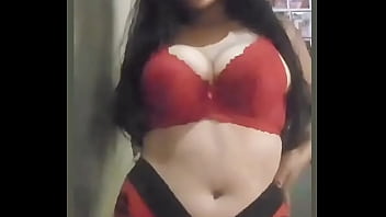 Esta morra por dinero te manda videos y fotos