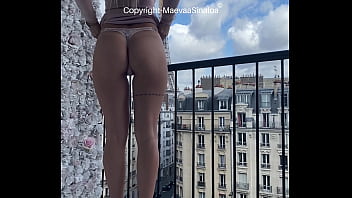 Un coucou de paris rejoins moi pour voir toutes mes vidéos 100% porno