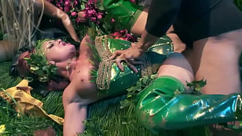 Batfuck enters poison envys garden of lust and fucks his cock off Batfuck enters poison envys garden of lust and fucks his cock off