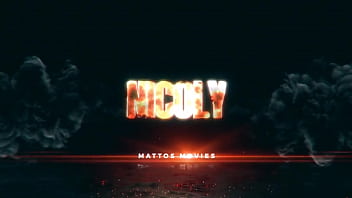 Fetiche por pés solinhas sujas molhadas e descalço na rua