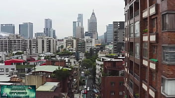 Mama studio em saiu de galo para cortar o cabelo e voltou de pintinho amarelinho gratis