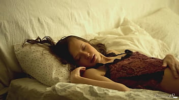 Skinny teen obelia c fingers her meaty pussy so hard