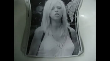 Pee on kate gosselin 2