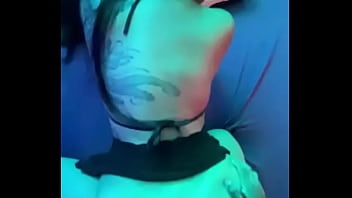 Casada se divertindo na rola de um negaooo