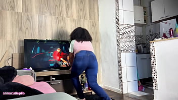 Chubby housewife farting in tight jeans while cleaning