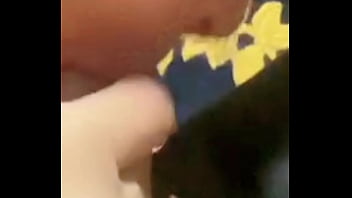 Latina experta chupandolo