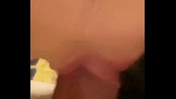 Latina experta chupandolo