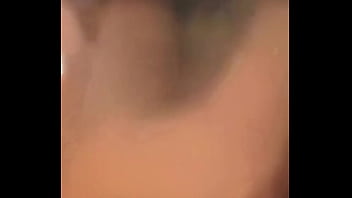 Latina experta chupandolo