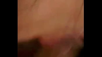 Latina experta chupandolo