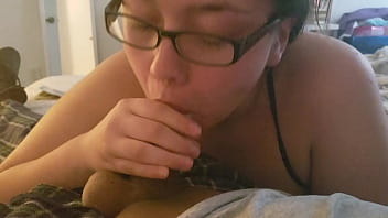 My girl loves to deep throat this dick