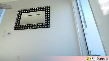 Horny stepmom gets her pussy filled