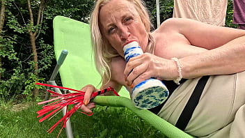 Mega dildo in my prolapse pussy