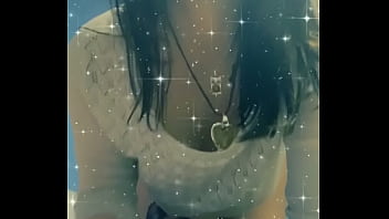 Tu sais ce genre de string qui sert à rien bref abonne toi deviens fan pour