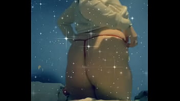 Tu sais ce genre de string qui sert à rien bref abonne toi deviens fan pour