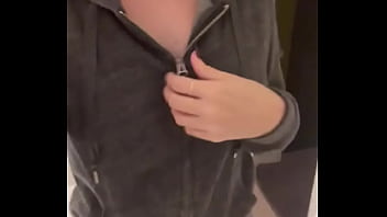 Who doesn’t like a cheeky boltons reveal out of a hoodie