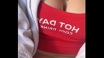 Amor puedes masturbarte viendo mis senos