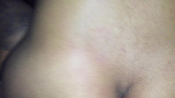 Comendo cuzinho da novinha safada escondido