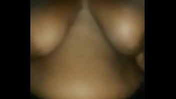 Esposa de grandes tetas