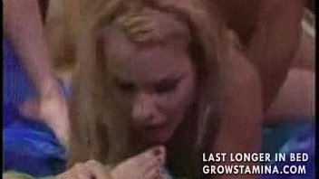 Two Hot Chicks thumbnail